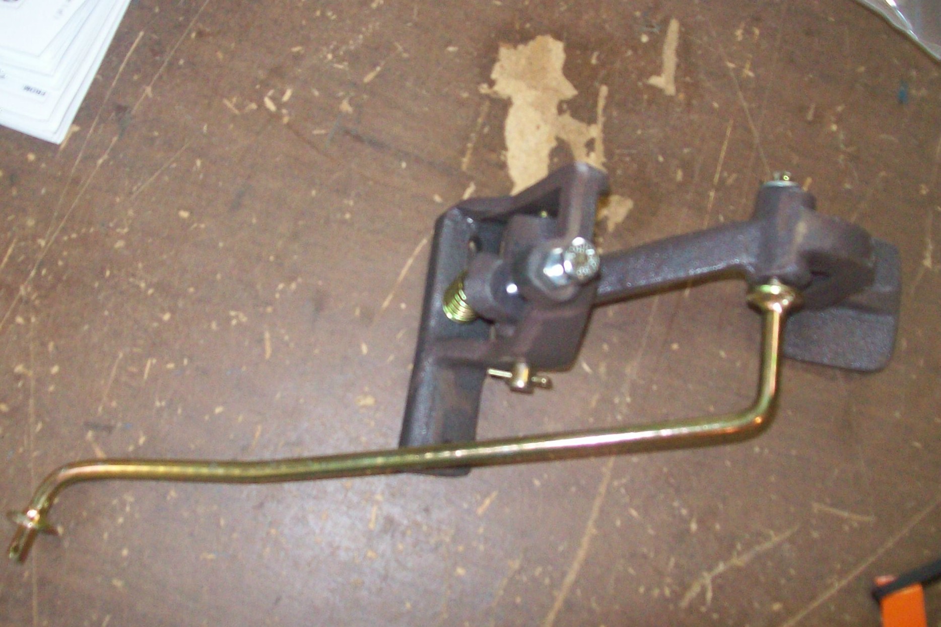 FT. ACCERLERATOR FOR A MF 165,185,285