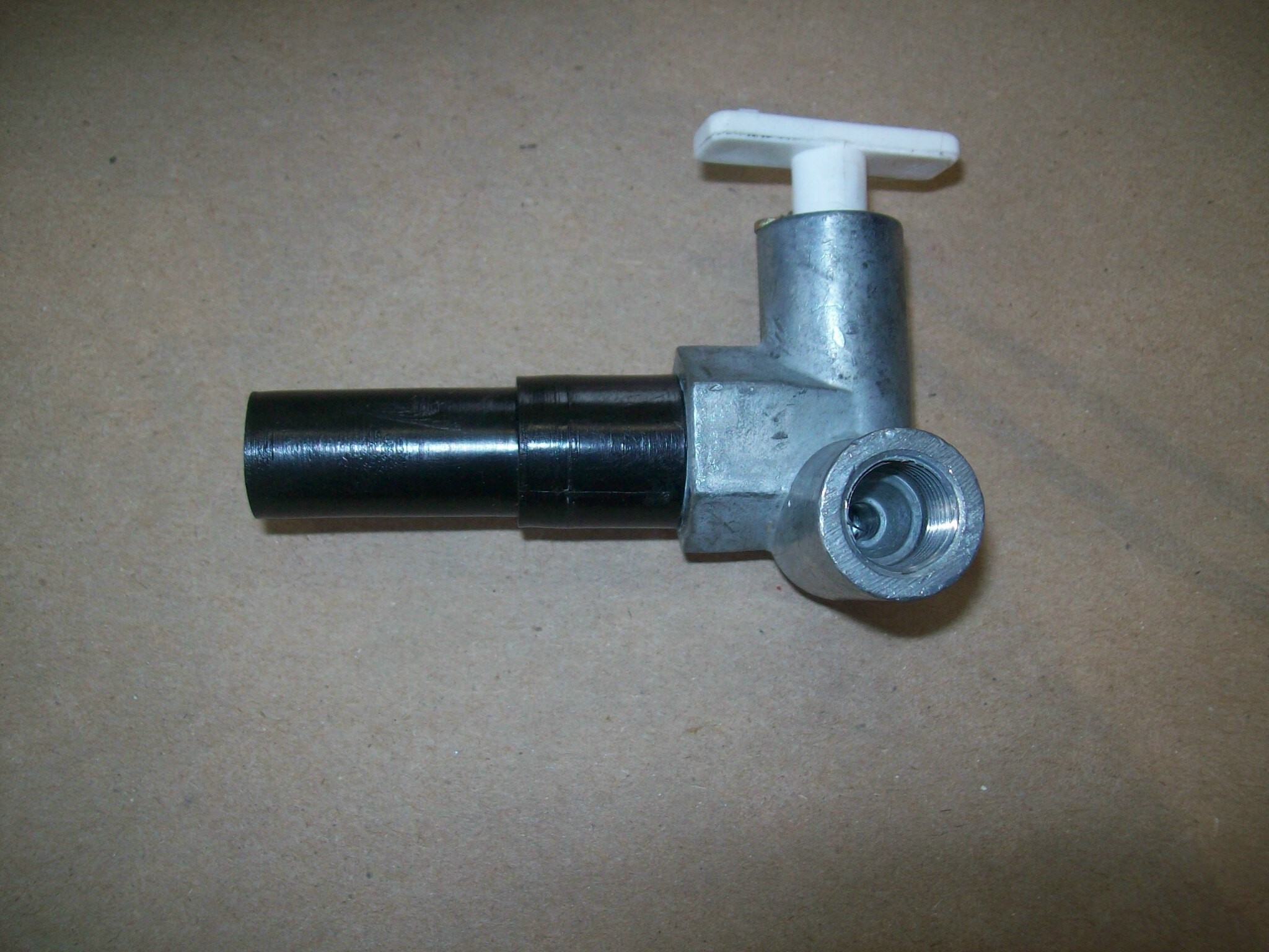 NEW FUEL TAP FOR A 165-285 MF TRACOTR