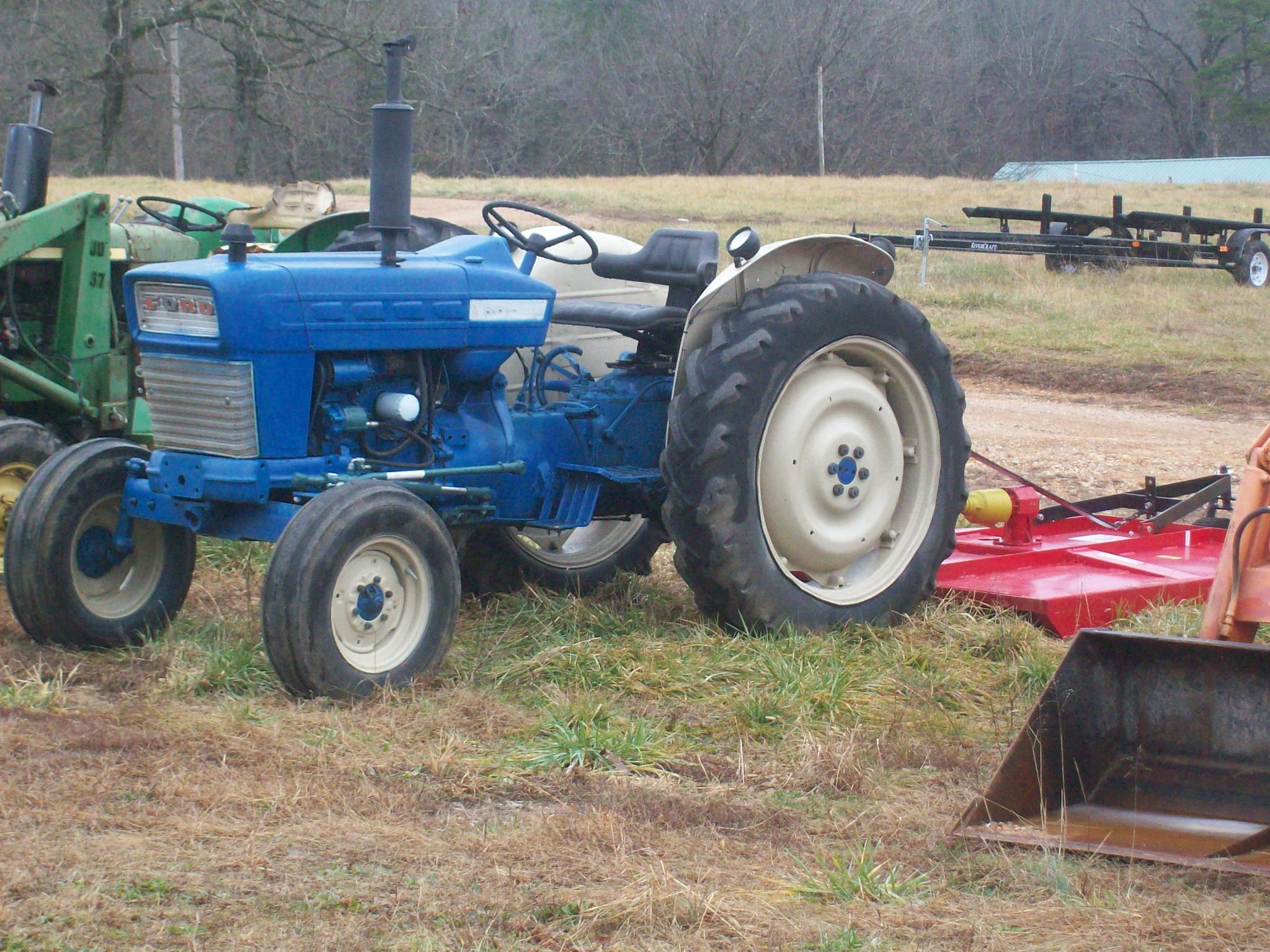 4000 FORD DIESEL 